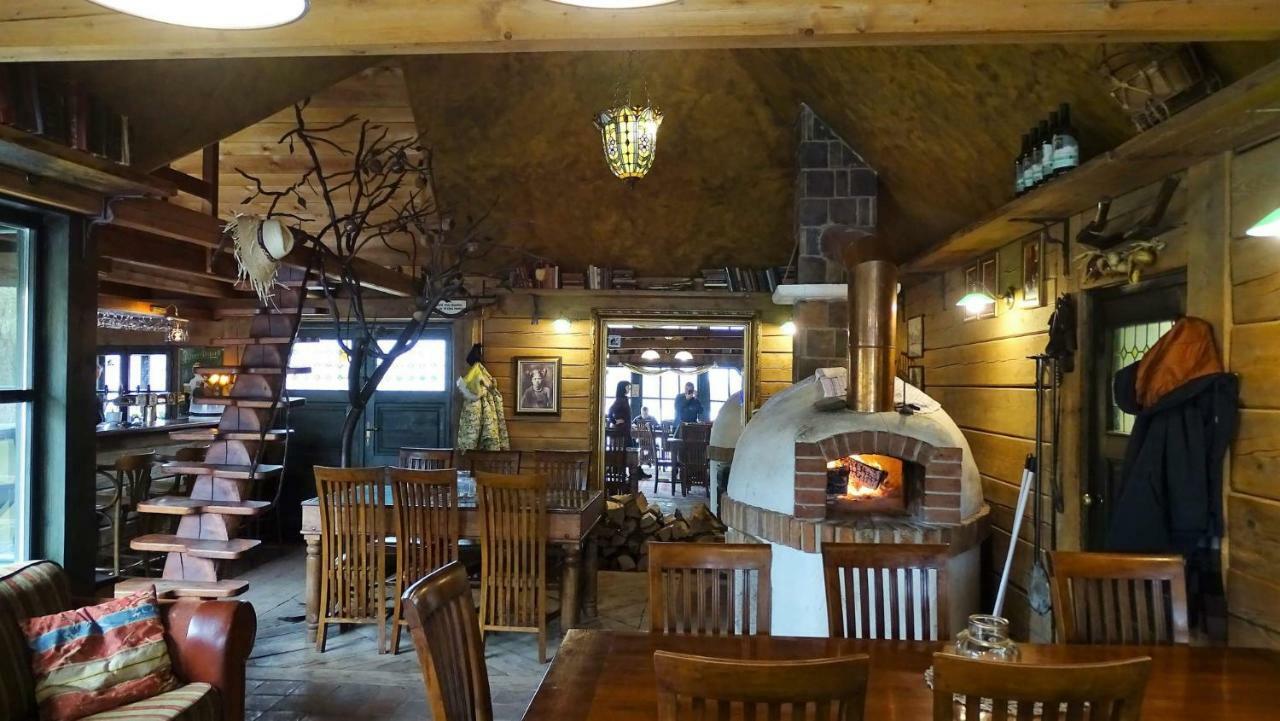 Bucicky Mlyn Hotel Rozdalovice ภายนอก รูปภาพ